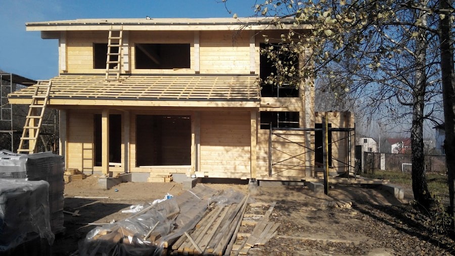 Строительство деревянного дома из клееного бруса "Hi-Tech" 217 м²  